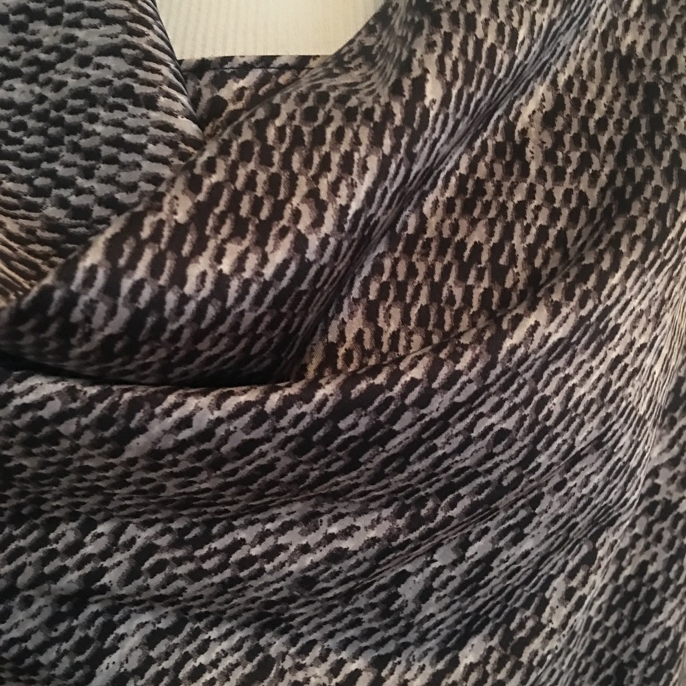 Vince Camuto Top - Picture 3 of 7